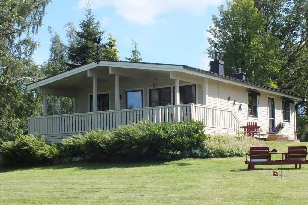 Ferienhaus Smultronsstaelle Hjo, Vaettern Exterior photo